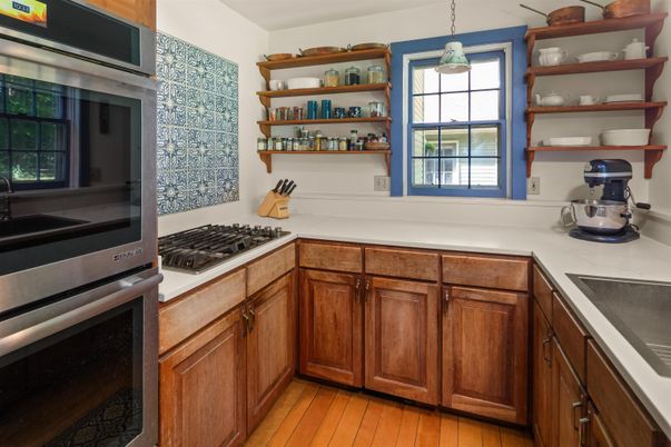 Interior, Kitchen, Pendant Lights, Wood Texture Flooring