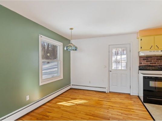 Empty room, Interior, Kitchen, Pendant Lights, Wood Texture Flooring