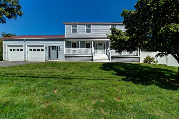 Attached, Exterior, Facade, Farmhouse