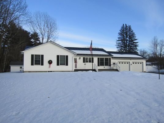 Attached, Backyard, Exterior, Facade, Solar Panels, Ranch
