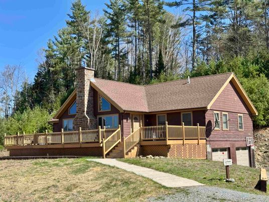 Backyard, Exterior, Facade, Log Home