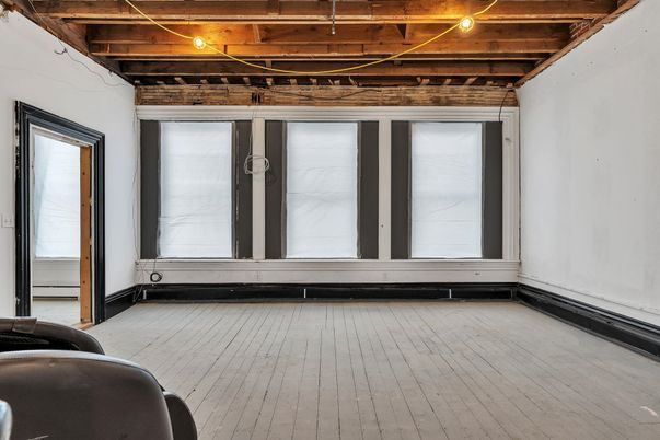 Empty room, Interior, Wooden Beams