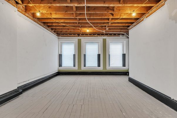 Empty room, Interior, Wooden Beams, Wood Texture Flooring