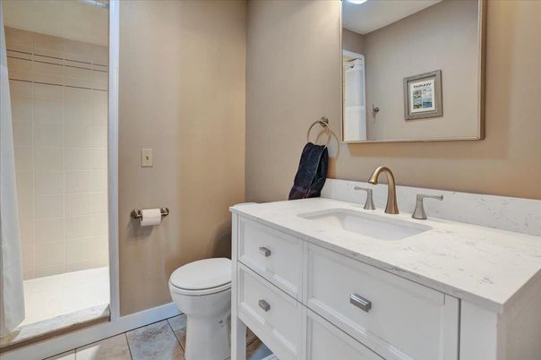 Bathroom, Interior, Recessed Lighting