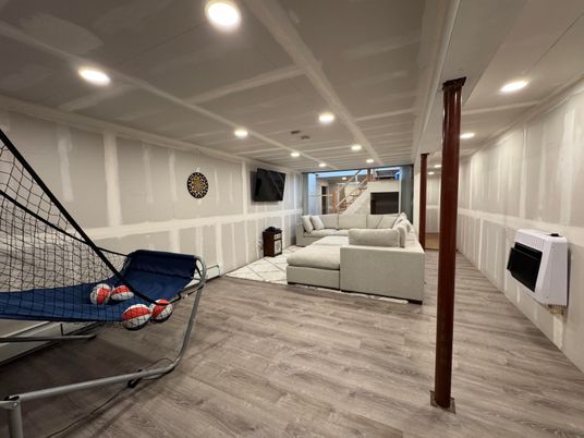 Interior, Living room, Recessed Lighting, Wood Texture Flooring