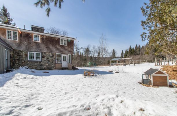 Backyard, Detached Garage, Exterior