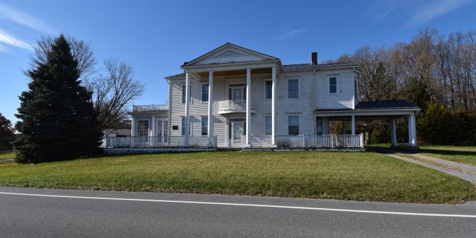 Backyard, Exterior, Facade, Georgian