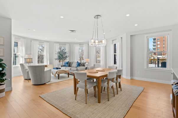 Dining room, Interior, Living room, Pendant Lights, Recessed Lighting, Wood Texture Flooring