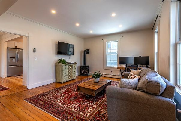 Interior, Living room, Recessed Lighting, Wood Texture Flooring