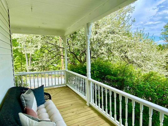 Exterior, Wood Texture Flooring