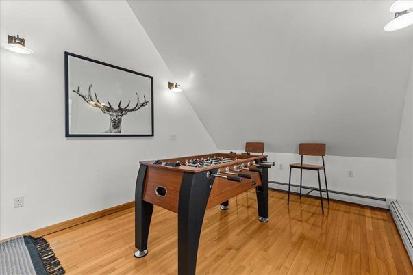 Game Room, Interior, Wood Texture Flooring