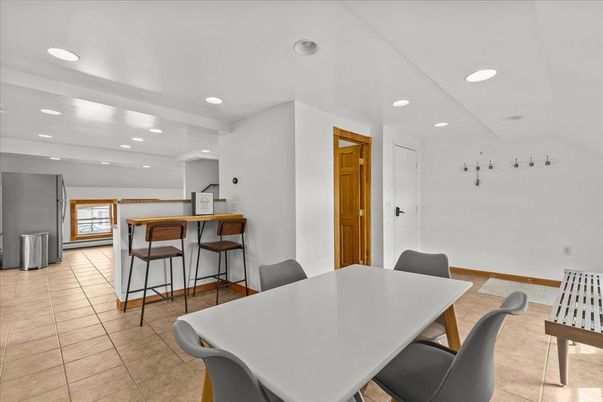 Dining room, Interior, Kitchen, Recessed Lighting