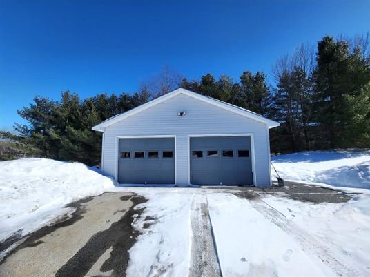 Detached Garage, Exterior