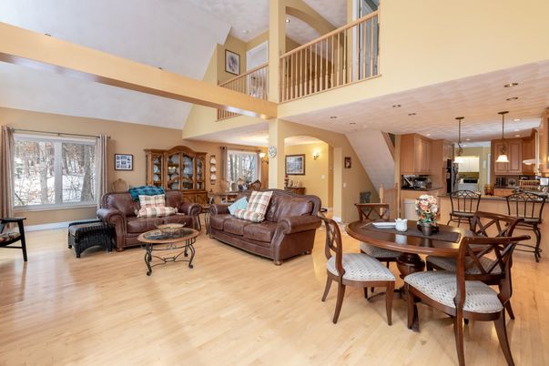 Dining room, Interior, Kitchen, Living room, Pendant Lights, Recessed Lighting, Wood Texture Flooring