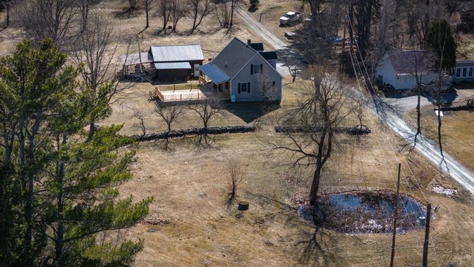 Exterior, Drone