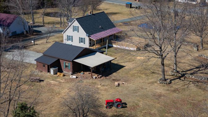 Exterior, Drone
