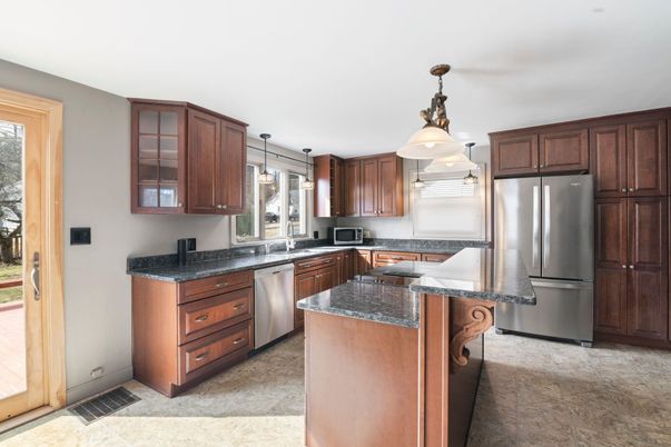 Interior, Kitchen, Pendant Lights, Stainless Steel Appliances
