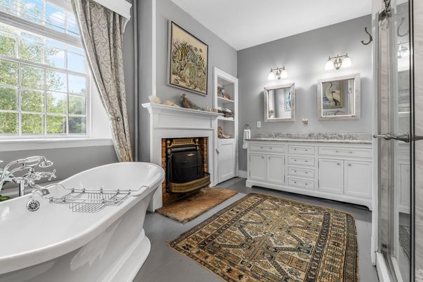 Bathroom, Fireplace, Free Standing Baths, Interior