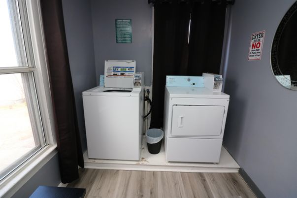 Interior, Utility Closets, Washer, Wood Texture Flooring