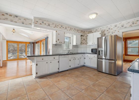 Interior, Kitchen, Stainless Steel Appliances
