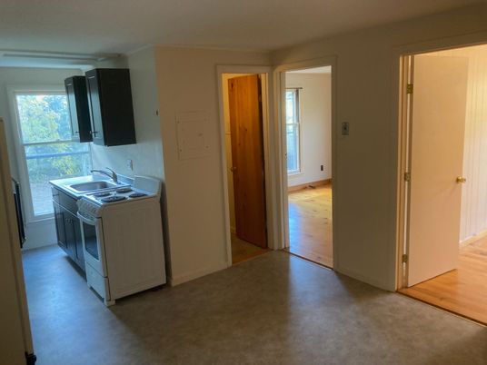 Interior, Washer, Wood Texture Flooring