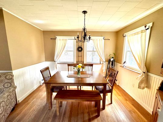 Chandelier, Dining room, Interior, Wood Texture Flooring