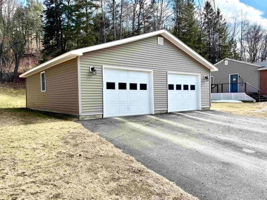 Detached Garage, Exterior
