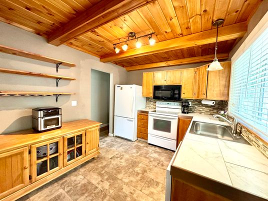 Interior, Kitchen, Pendant Lights, Wooden Beams, Wooden Ceilings