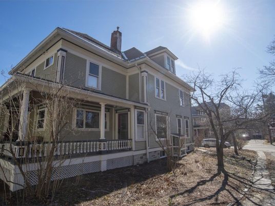 Backyard, Exterior, Facade, American Foursquare