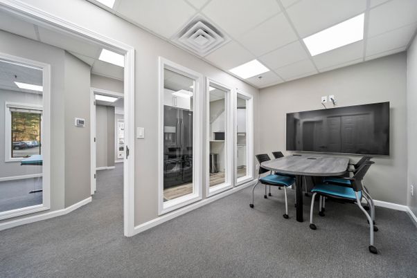 Dining room, Interior, Recessed Lighting