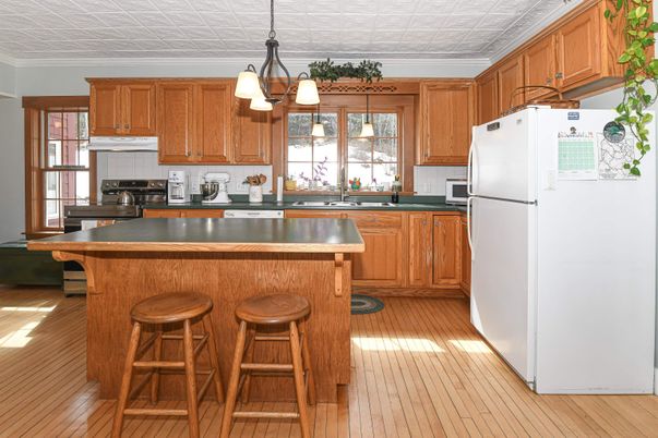 Interior, Kitchen, Pendant Lights, Wood Texture Flooring