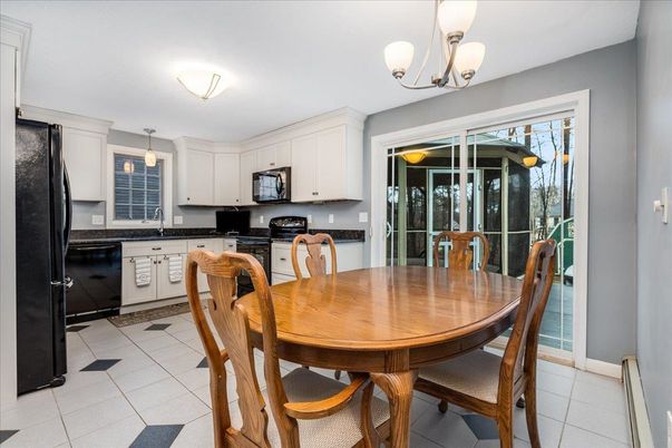 Dining room, Interior, Kitchen, Pendant Lights
