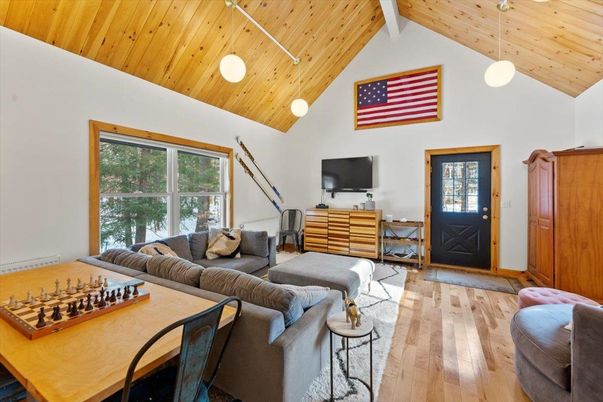 Interior, Living room, Pendant Lights, Wooden Ceilings, Wood Texture Flooring