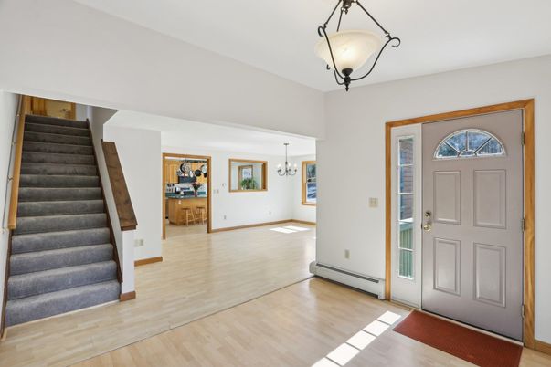 Chandelier, Interior, Wood Texture Flooring