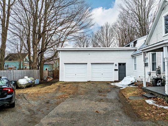 Detached Garage, Exterior