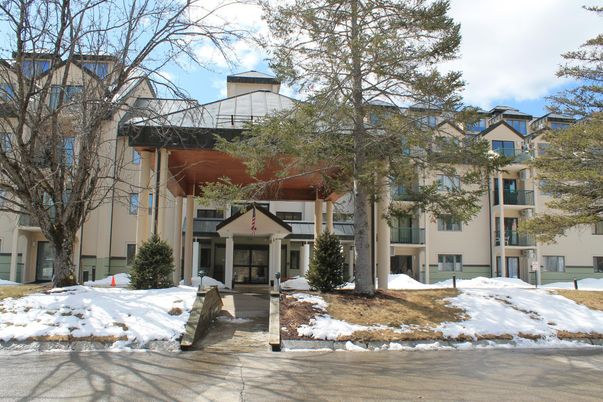 Exterior, Facade, Condo Building