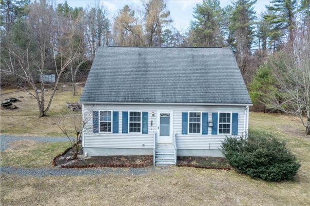 Exterior, Facade, Cape Cod