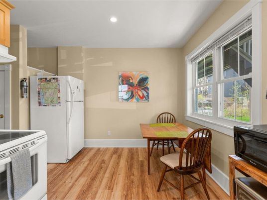 Dining room, Interior, Kitchen, Recessed Lighting, Wood Texture Flooring