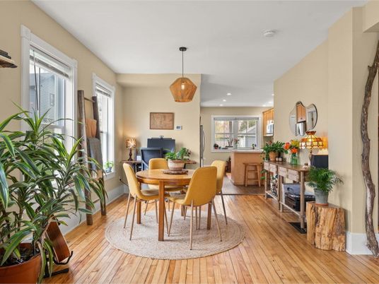 Dining room, Fireplace, Interior, Pendant Lights, Recessed Lighting, Wood Texture Flooring
