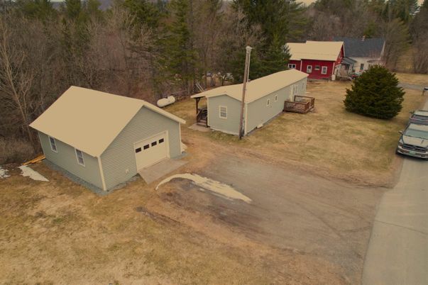Exterior, Drone