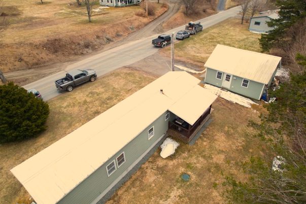 Exterior, Drone