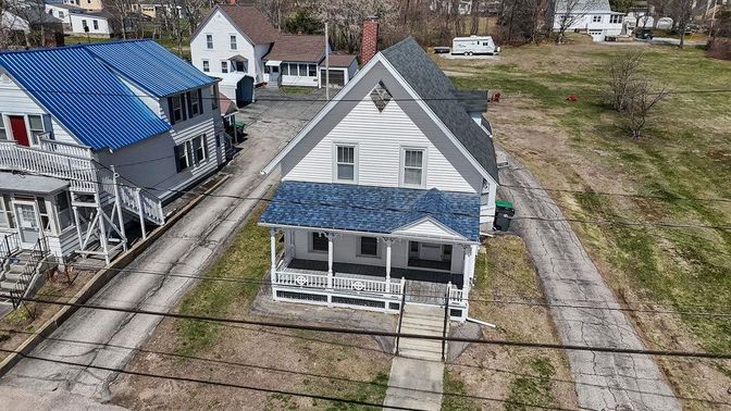 Exterior, Drone