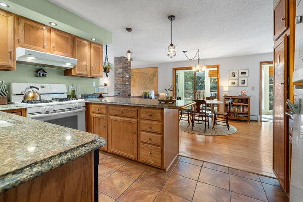 Dining room, Interior, Kitchen, Pendant Lights, Wood Texture Flooring