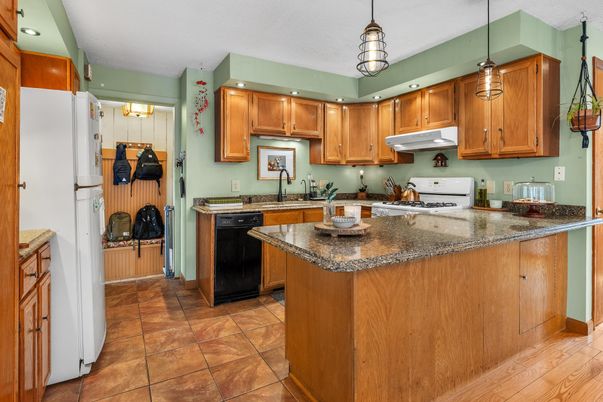 Interior, Kitchen, Pendant Lights, Recessed Lighting