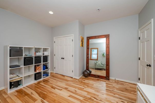 Interior, Recessed Lighting, Wood Texture Flooring