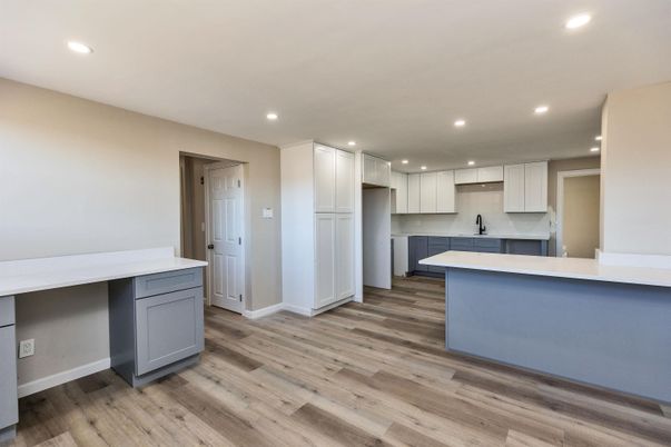 Interior, Kitchen, Recessed Lighting, Wood Texture Flooring
