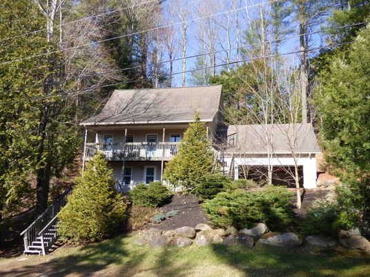 Backyard, Exterior, Facade, Cape Cod