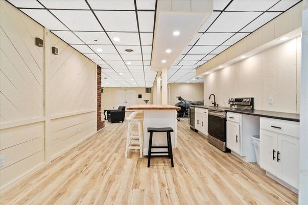 Interior, Kitchen, Recessed Lighting, Wood Texture Flooring