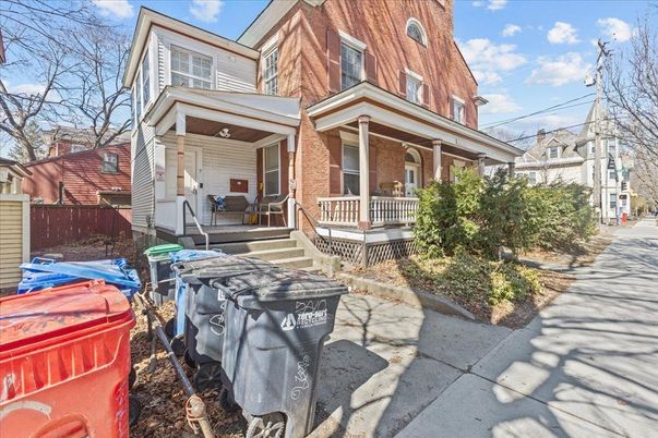 Exterior, Facade, Brick Facade, Queen Anne Victorian