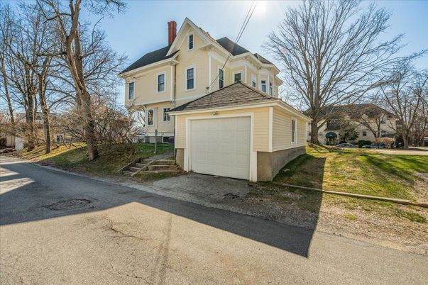 Attached, Backyard, Exterior, Facade, Queen Anne Victorian